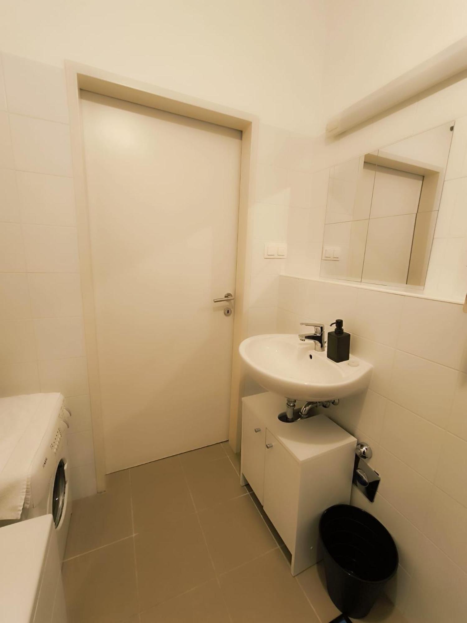 Pretty Apartment Next To Metro Station Vienne Extérieur photo