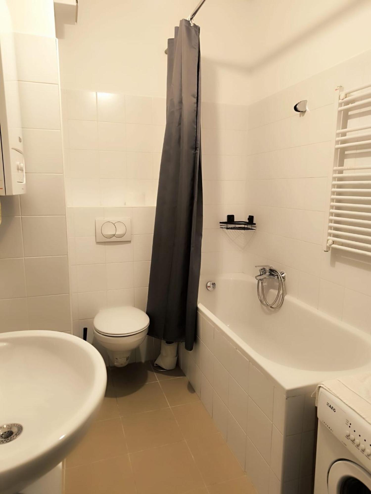 Pretty Apartment Next To Metro Station Vienne Extérieur photo